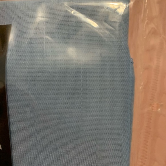 New Set Of 4 Color Codes Cloth NAPKINS Blue Permanent Press, Soil Release - Picture 5 of 6